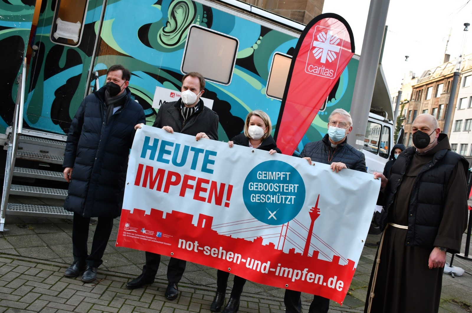 Katholisches Düsseldorf Impfaktion von Kirche Caritas und Stadt